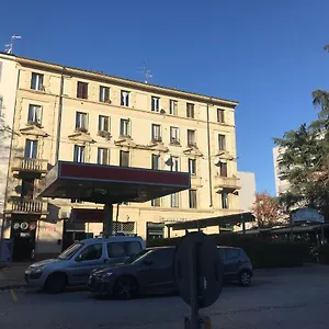 Stanza Privata Con Bagno A 15 Minuti Da Duomo Appartamento
