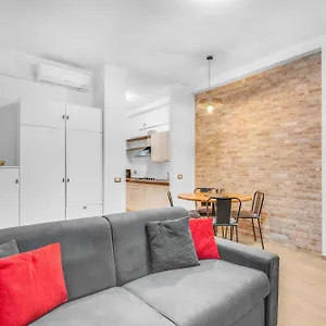 Ris161 -modern Equipped With Comfort- Appartamento