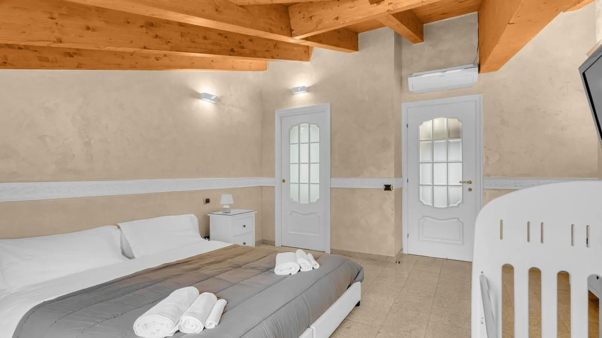 Mug7 -Sesto San Giovanni - Prestige House - Italy